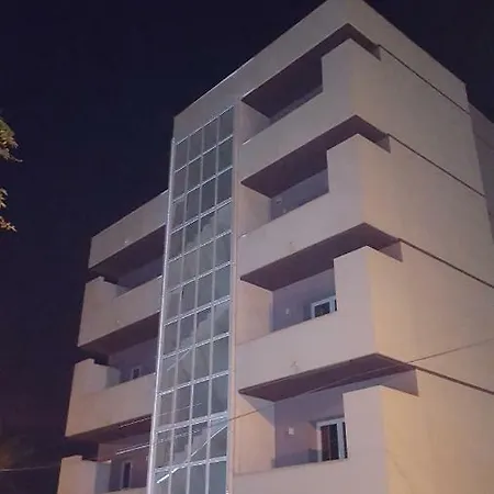 Whitaker Aparthotel Marsala