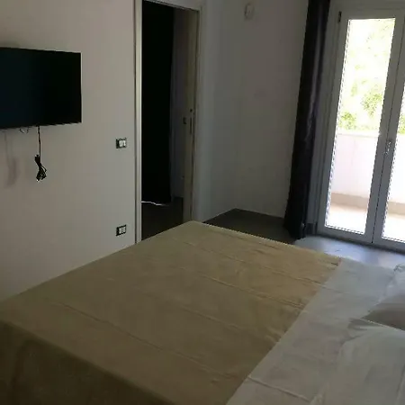 Whitaker Aparthotel Marsala