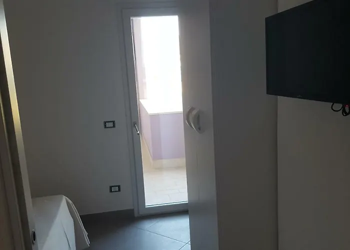 Hotel Whitaker