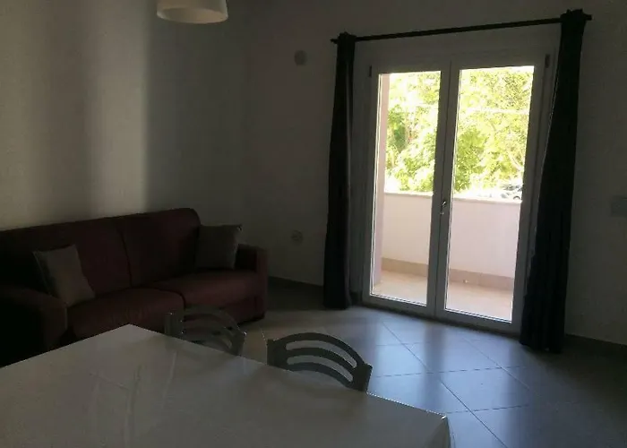 Hotel Whitaker *